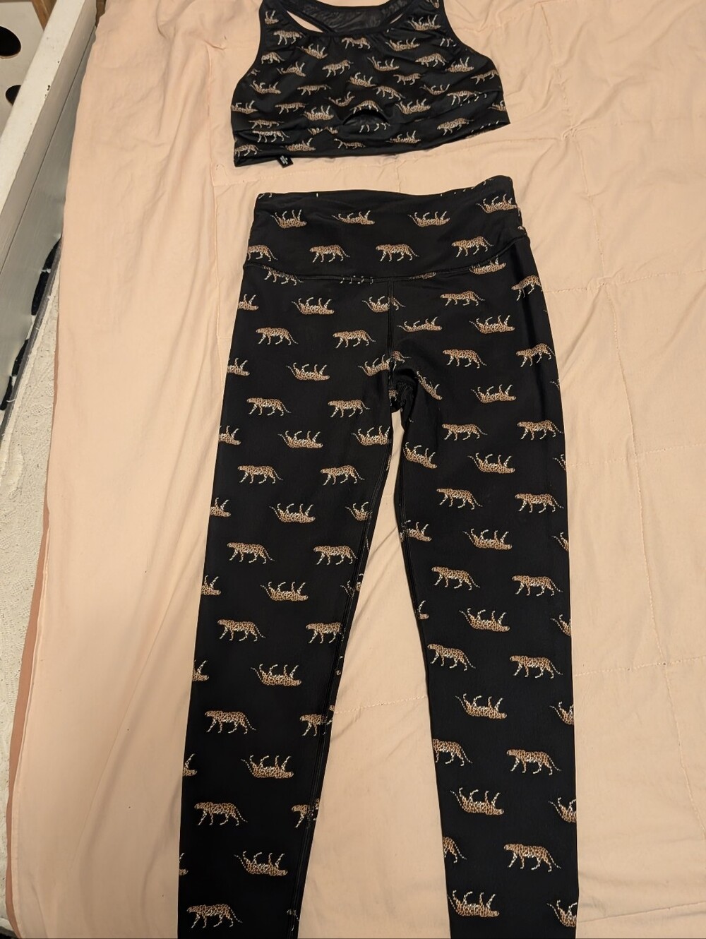 Victoria's Secret Sport Outfit Leopard Print